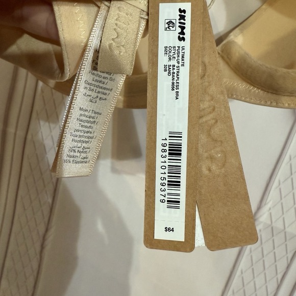 Skims Ultimate Push Up Strapless Bra In Sand Size 32B NWT $64 - Picture 3 of 12